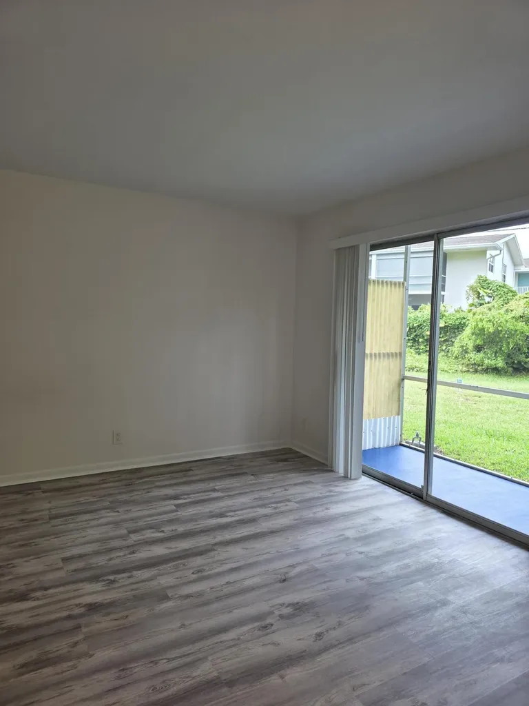 640 SE 2nd Avenue Boynton Beach FL 33435