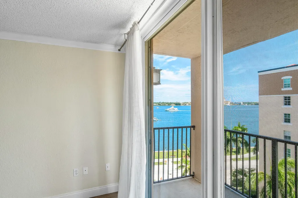 1801 N Flagler Drive West Palm Beach FL 33407
