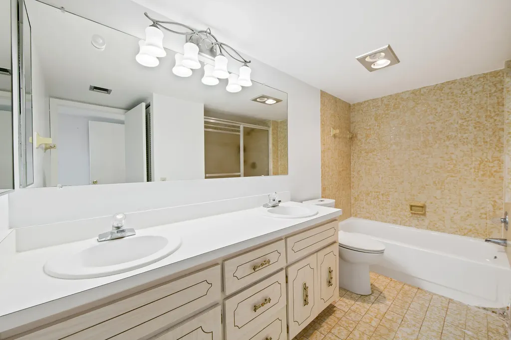 799 Jeffery Street Boca Raton FL 33487