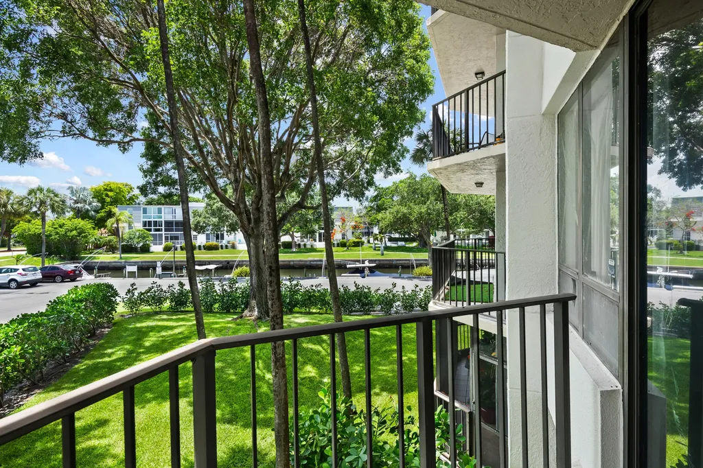 799 Jeffery Street Boca Raton FL 33487