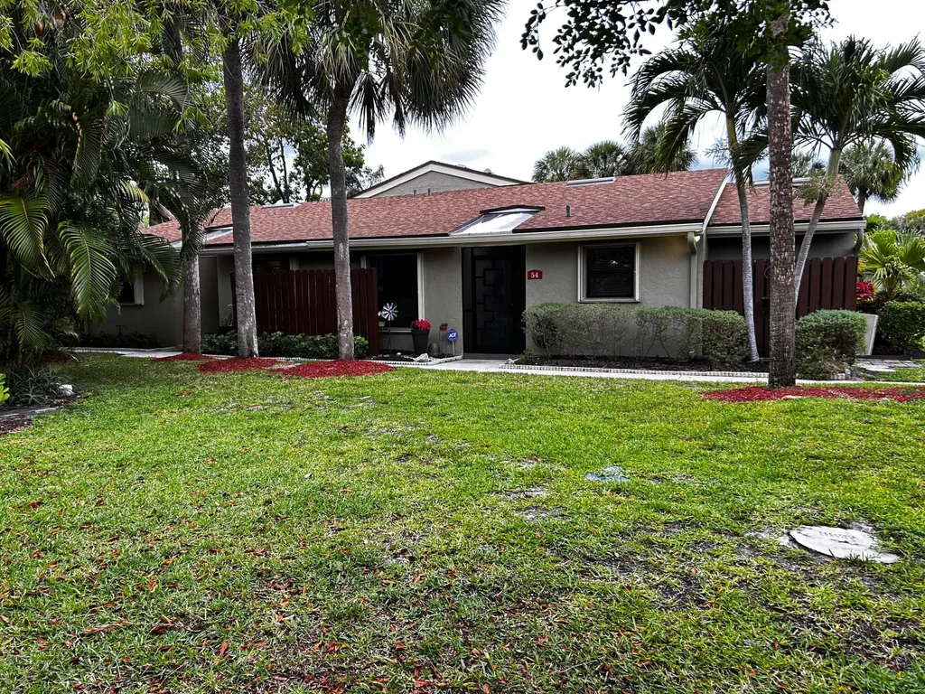 51 Meadows Drive Boynton Beach FL 33436