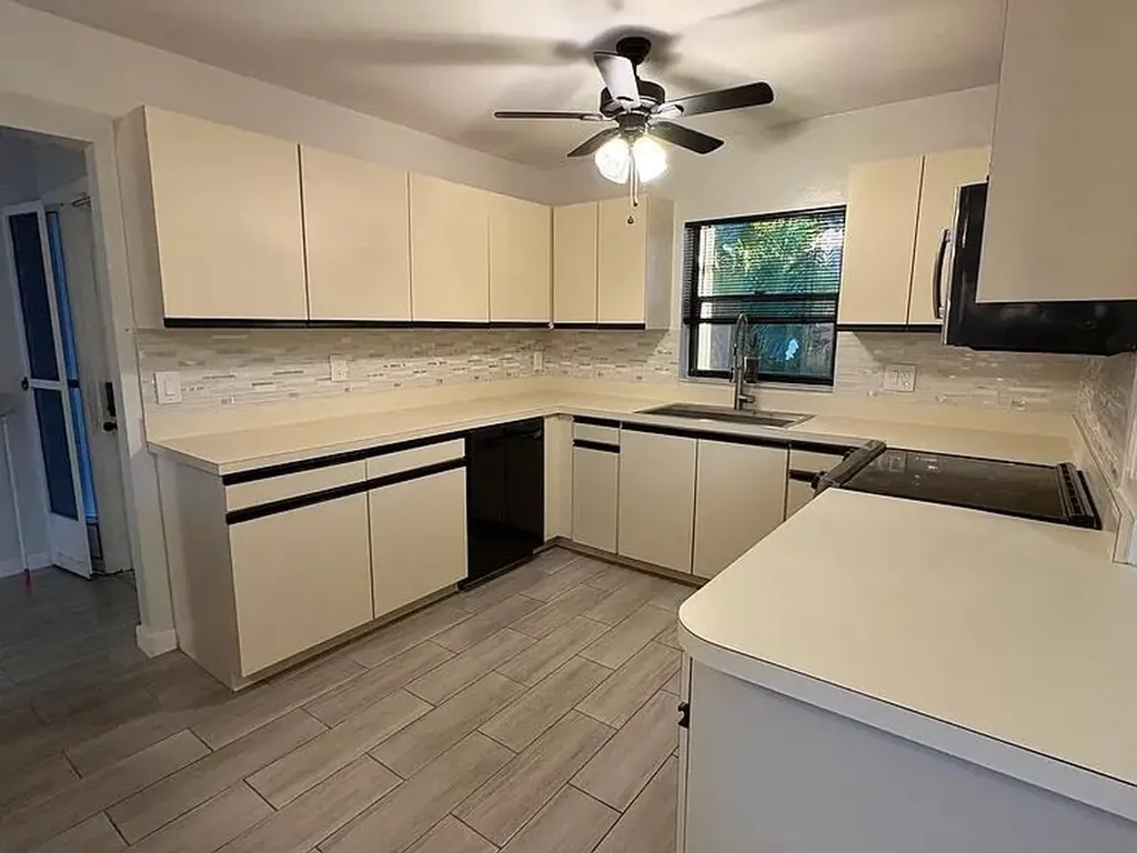 51 Meadows Drive Boynton Beach FL 33436