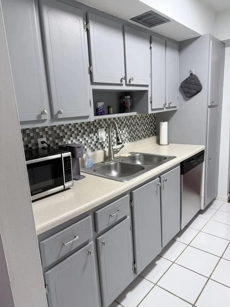 1527 S Flagler Drive S West Palm Beach FL 33401