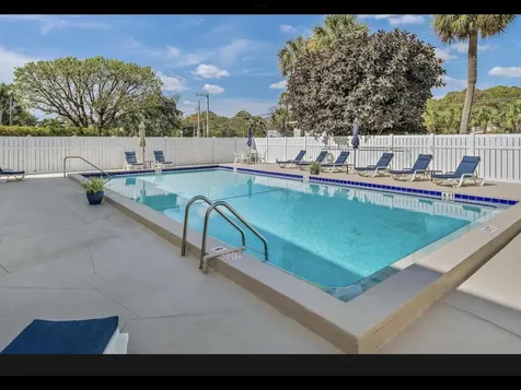 1527 S Flagler Drive S West Palm Beach FL 33401