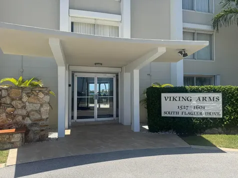 1527 S Flagler Drive S West Palm Beach FL 33401