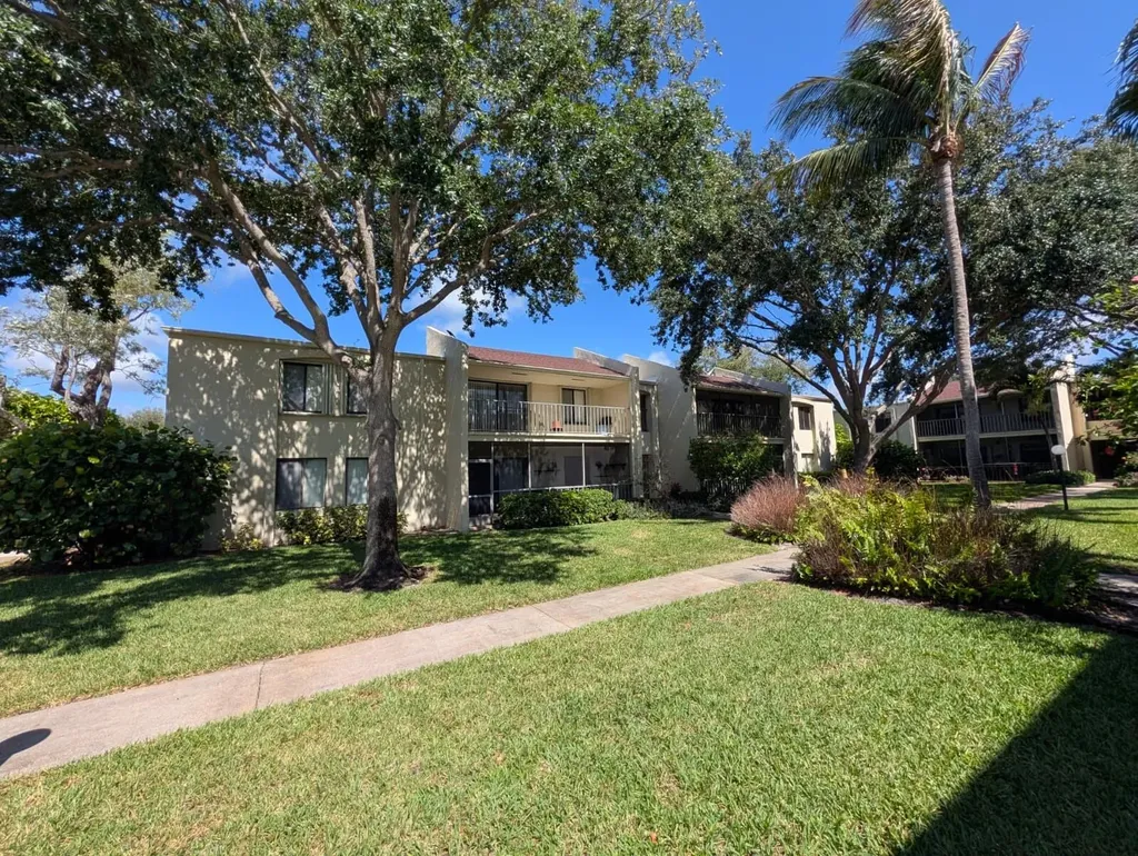 150 Pineview Road Jupiter FL 33469