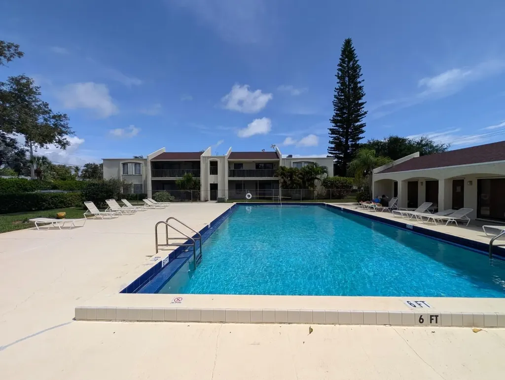 150 Pineview Road Jupiter FL 33469