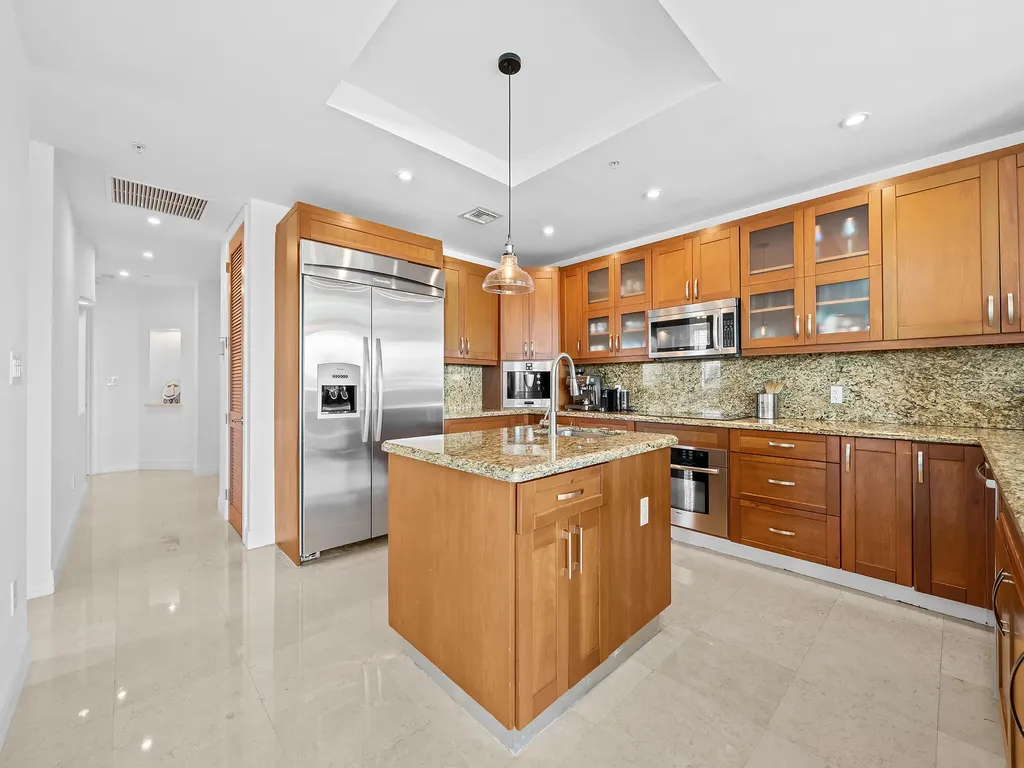 516 Hendricks Isle Fort Lauderdale FL 33301