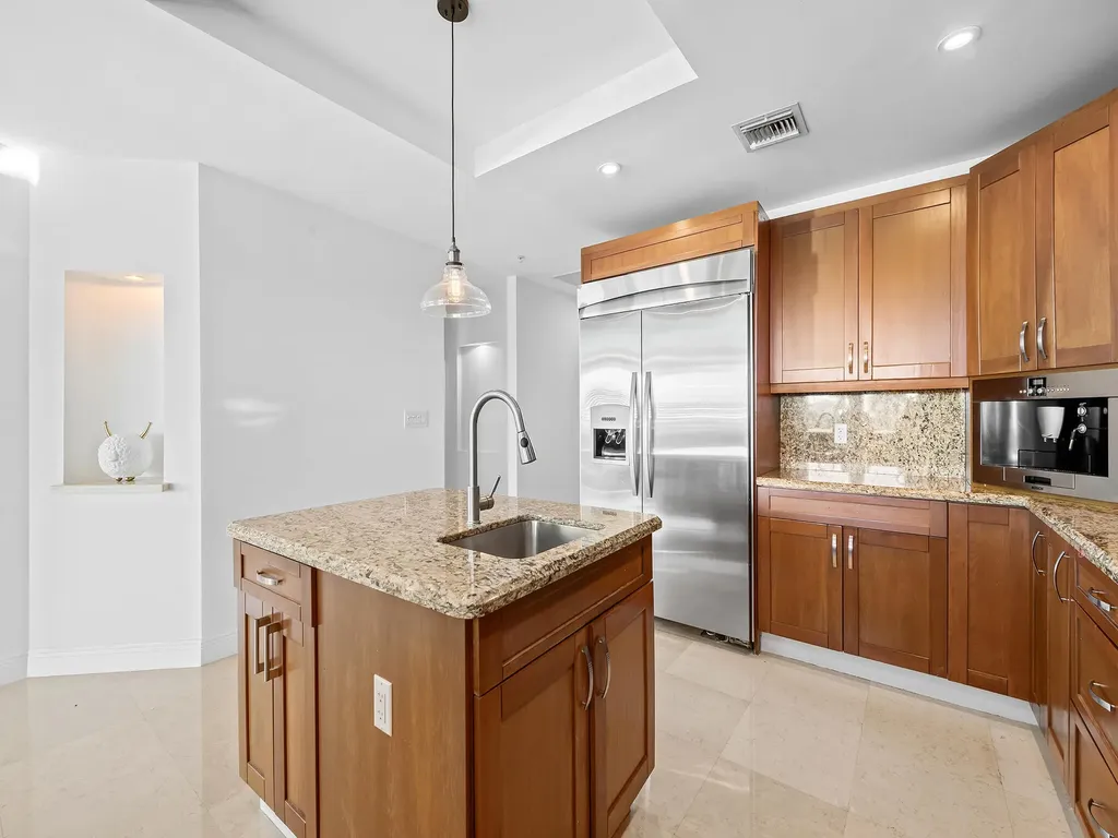 516 Hendricks Isle Fort Lauderdale FL 33301