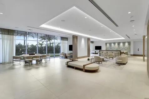 220 Lake Shore Drive West Palm Beach FL 33403