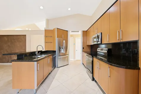 2712 Cayenne Avenue Cooper City FL 33026