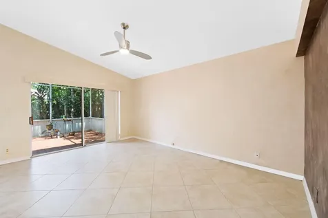 2712 Cayenne Avenue Cooper City FL 33026