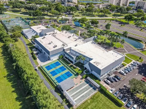6865 Huntington Lane Delray Beach FL 33446