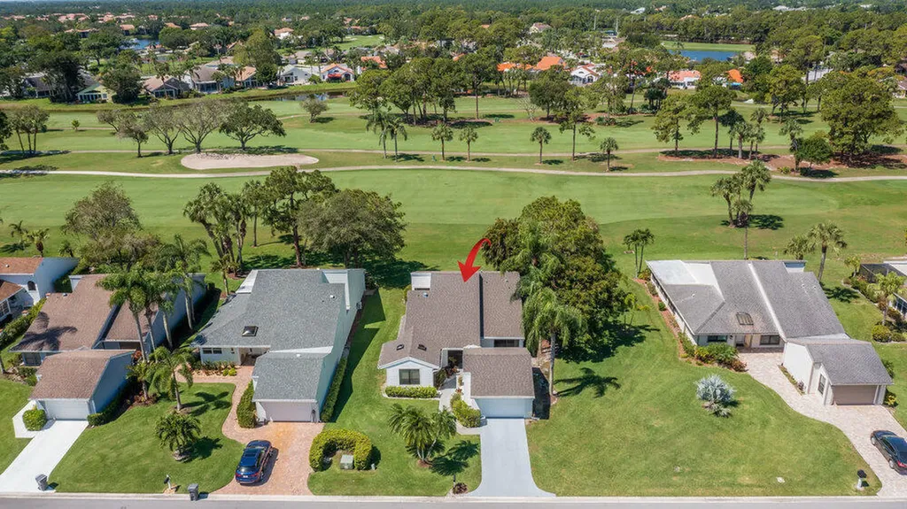 6672 S Pine Court Palm Beach Gardens FL 33418