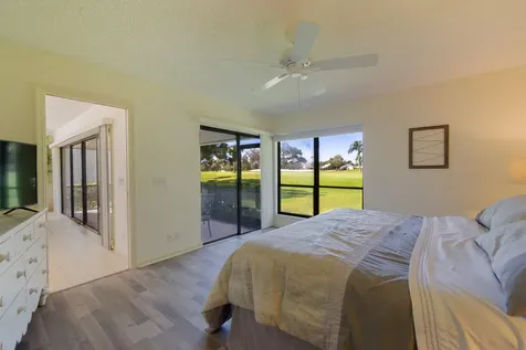 6672 S Pine Court Palm Beach Gardens FL 33418