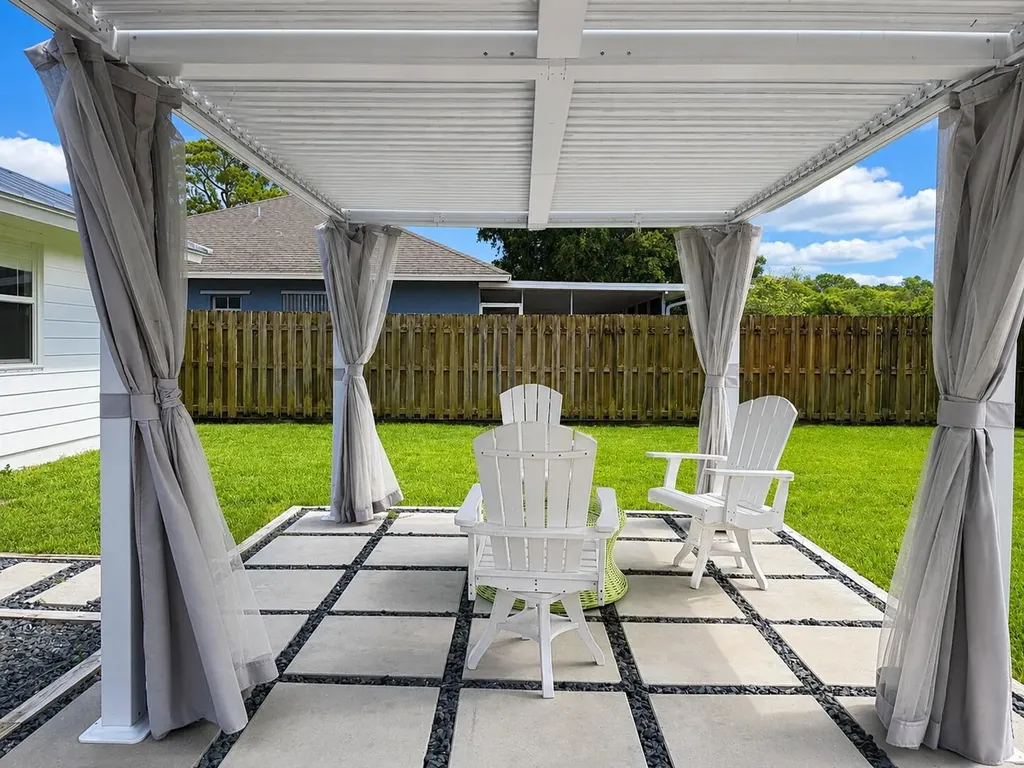 341 Suwanee Avenue Jupiter FL 33458