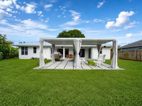 341 Suwanee Avenue Jupiter FL 33458