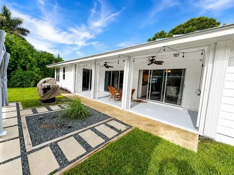341 Suwanee Avenue Jupiter FL 33458