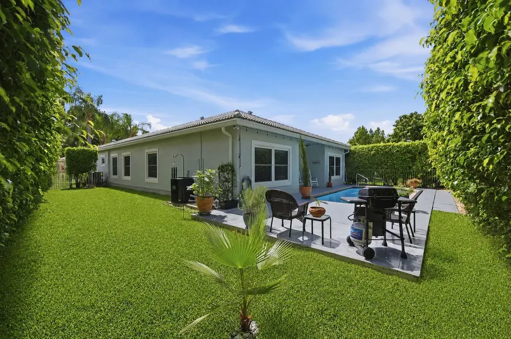 4730 NW 119th Avenue Coral Springs FL 33076