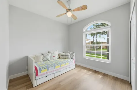 4730 NW 119th Avenue Coral Springs FL 33076