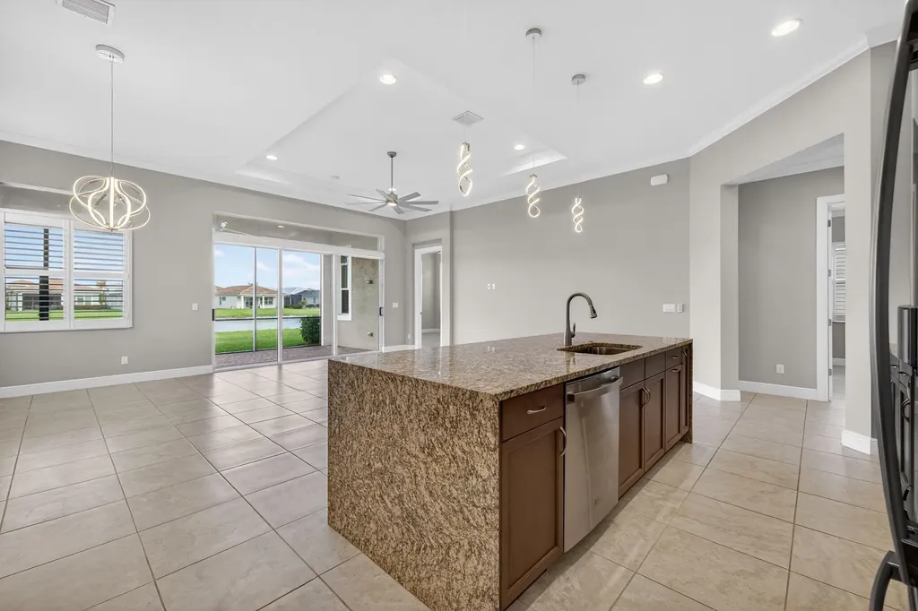 9318 SW Miracoli Way Port St Lucie FL 34987