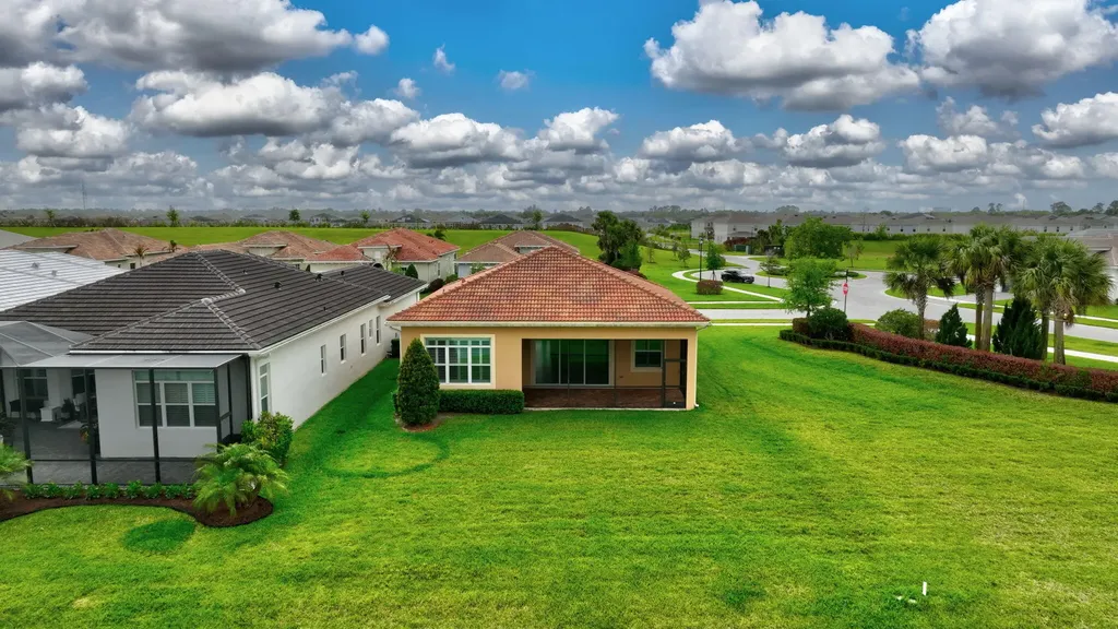 9318 SW Miracoli Way Port St Lucie FL 34987