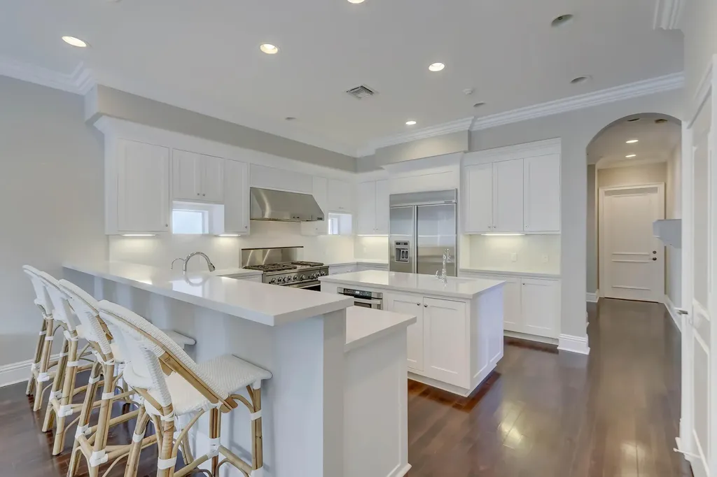 425 NE 11th Avenue Fort Lauderdale FL 33301