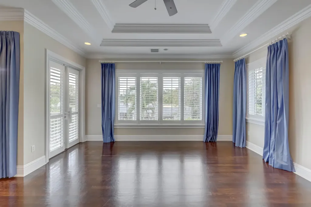 425 NE 11th Avenue Fort Lauderdale FL 33301