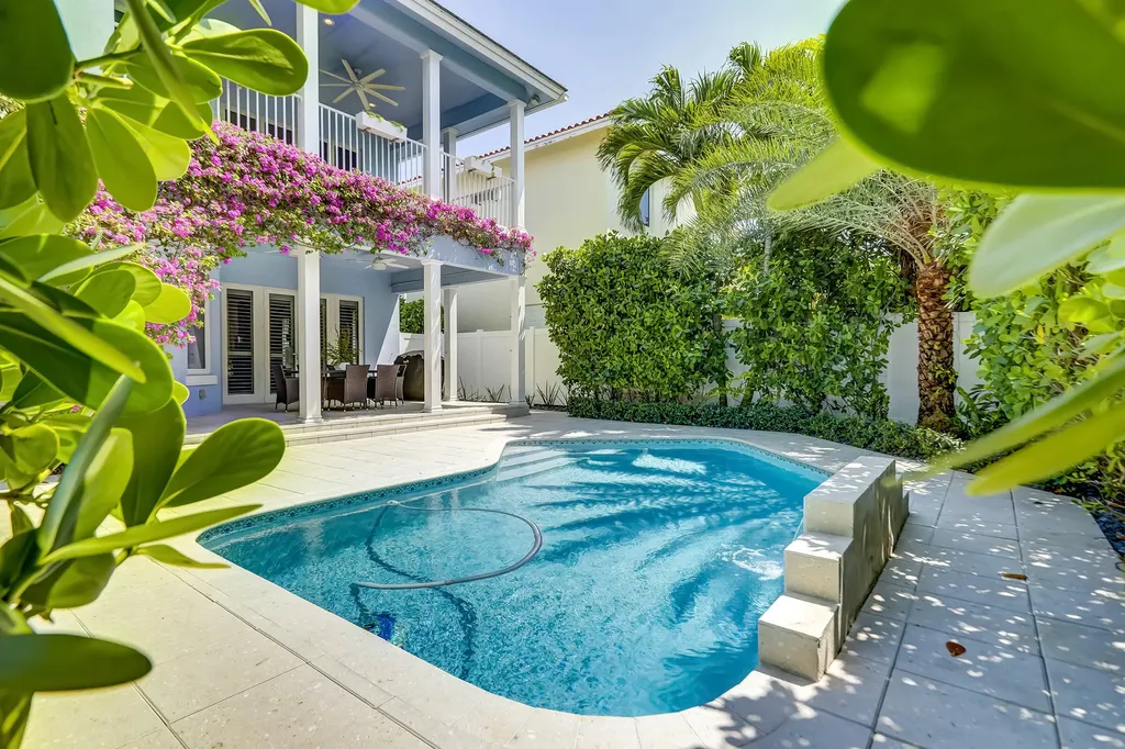 425 NE 11th Avenue Fort Lauderdale FL 33301