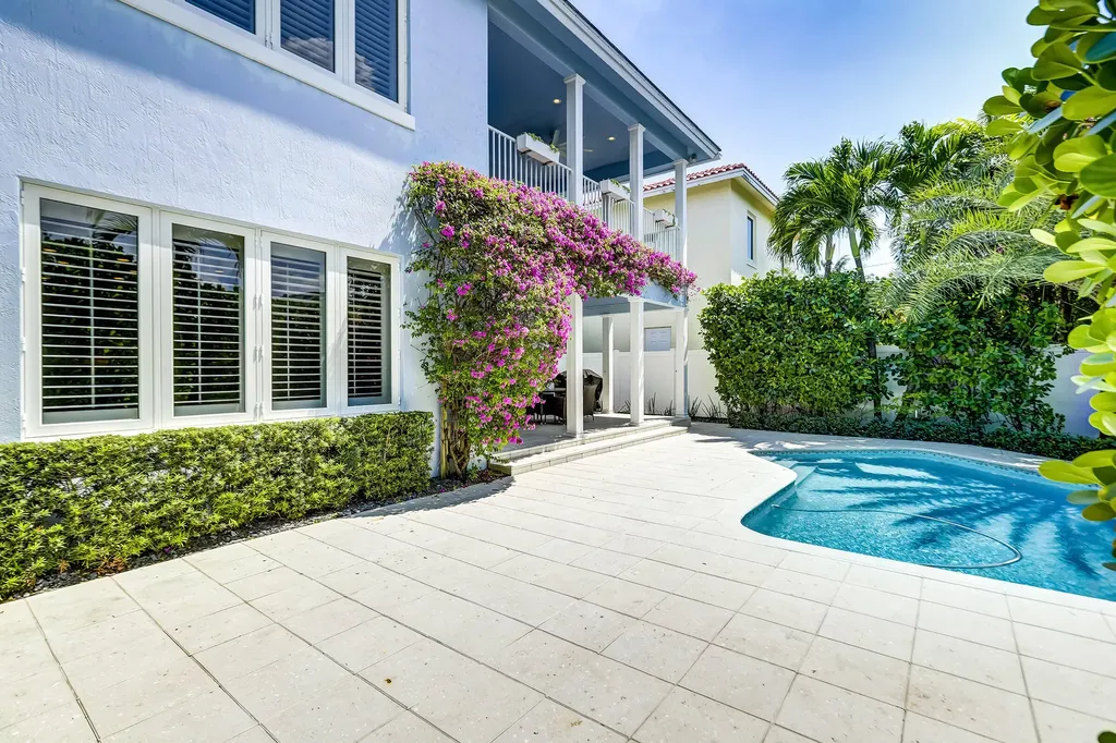 425 NE 11th Avenue Fort Lauderdale FL 33301