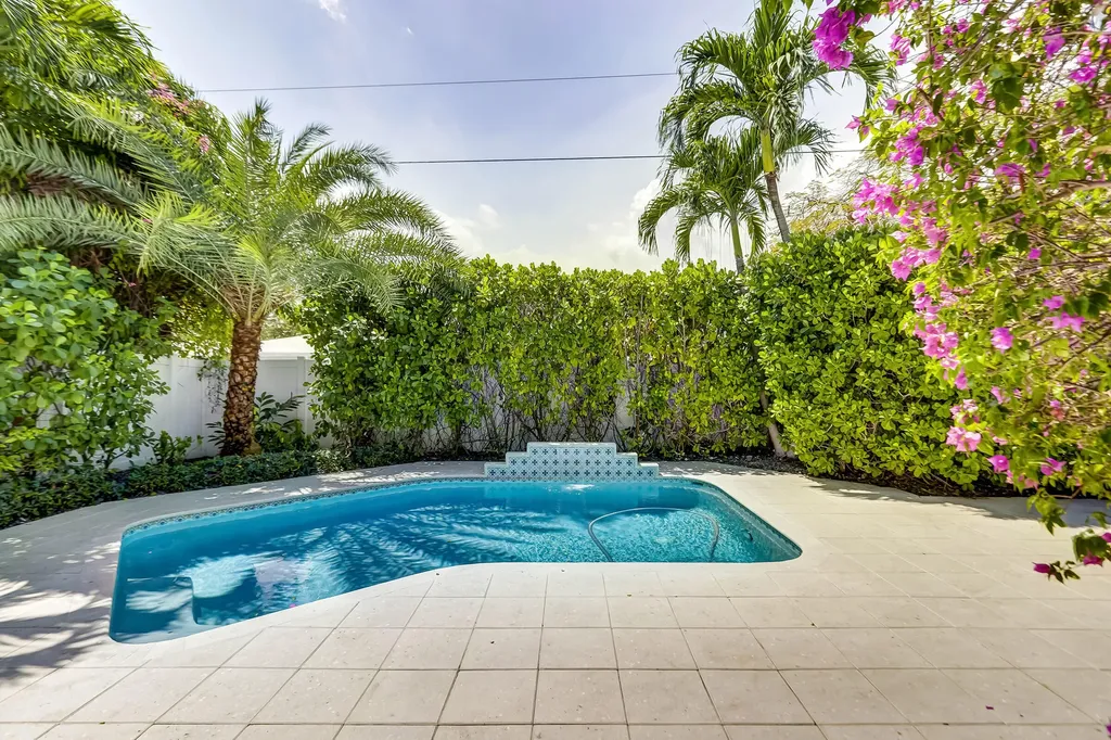 425 NE 11th Avenue Fort Lauderdale FL 33301