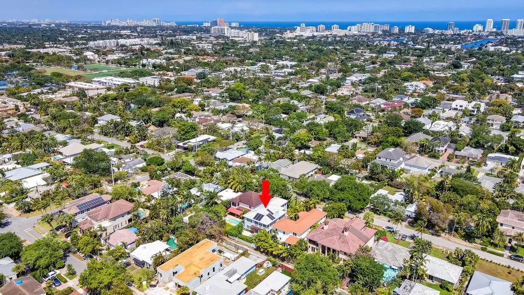 425 NE 11th Avenue Fort Lauderdale FL 33301