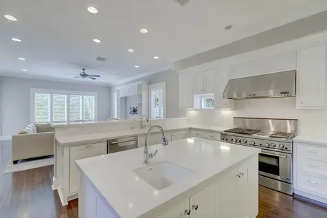 425 NE 11th Avenue Fort Lauderdale FL 33301
