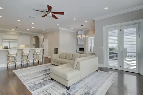 425 NE 11th Avenue Fort Lauderdale FL 33301