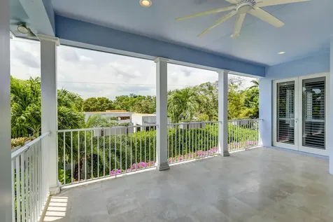 425 NE 11th Avenue Fort Lauderdale FL 33301