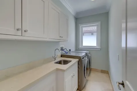425 NE 11th Avenue Fort Lauderdale FL 33301