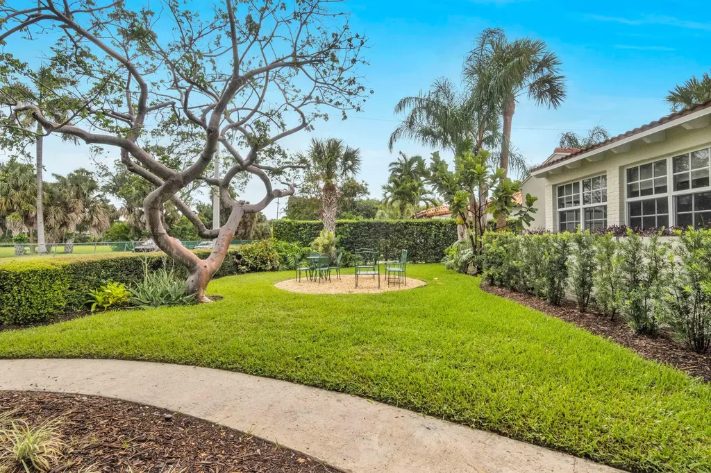 1219 N Lakeside Drive Lake Worth Beach FL 33460