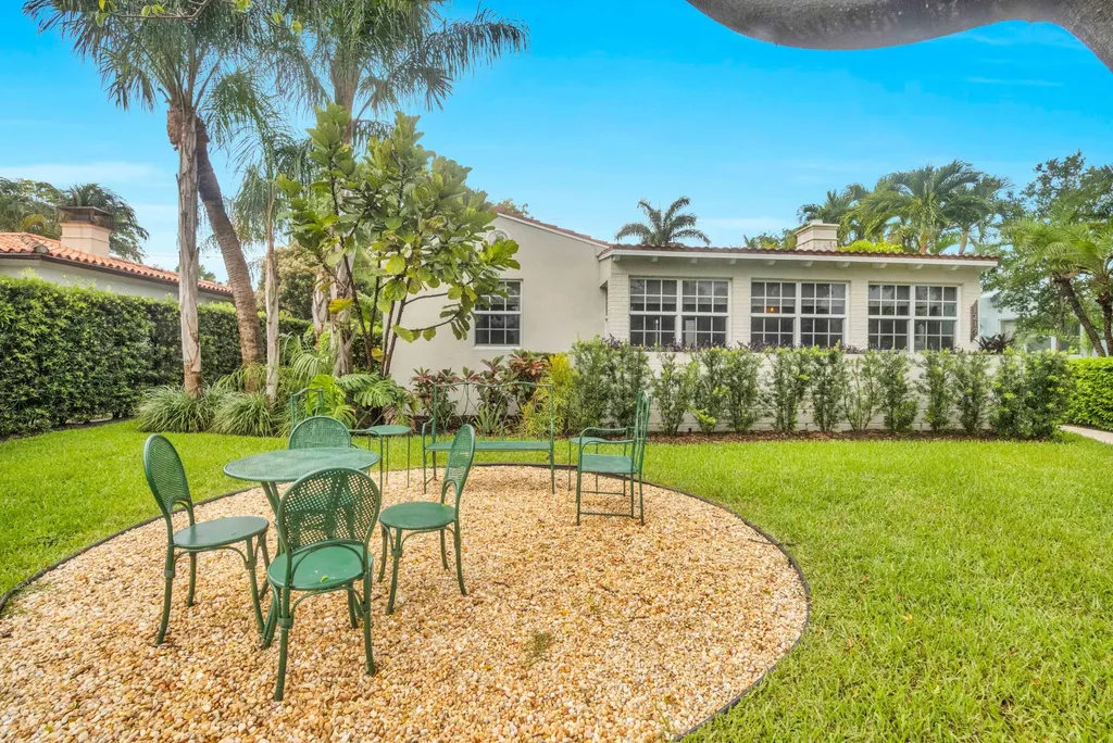 1219 N Lakeside Drive Lake Worth Beach FL 33460