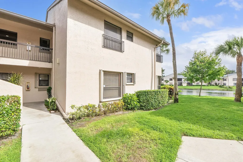 3392 NW 47th Avenue Coconut Creek FL 33063