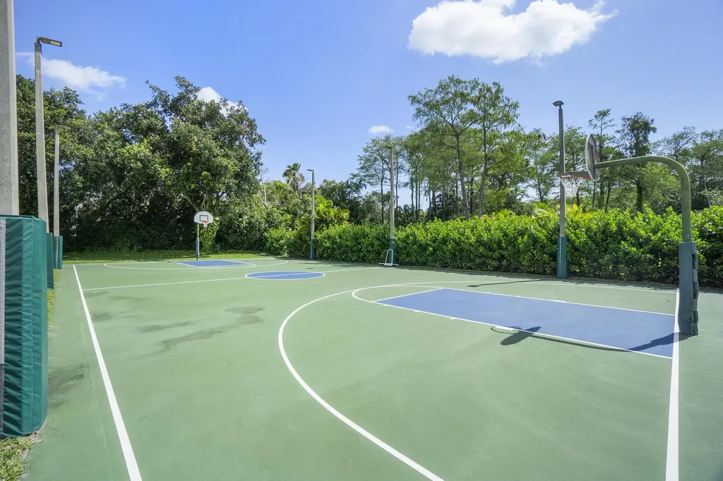 3392 NW 47th Avenue Coconut Creek FL 33063