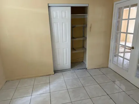 1676 W 10th Street Riviera Beach FL 33404