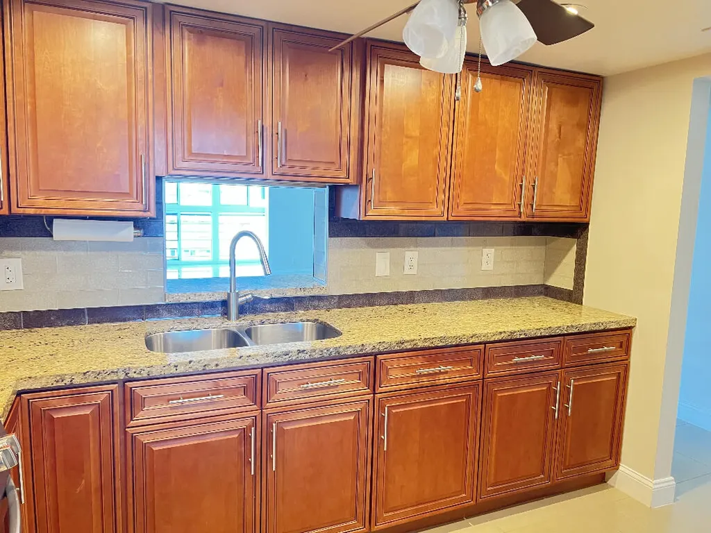 301 SE 3rd Street Dania Beach FL 33004