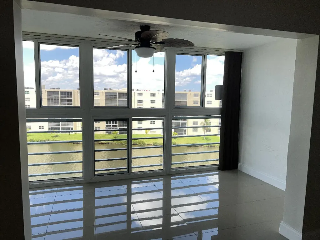 301 SE 3rd Street Dania Beach FL 33004