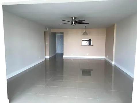 301 SE 3rd Street Dania Beach FL 33004