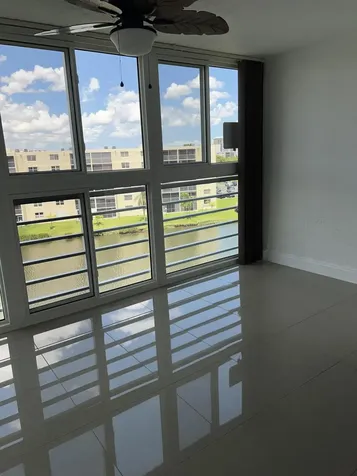 301 SE 3rd Street Dania Beach FL 33004