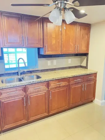 301 SE 3rd Street Dania Beach FL 33004