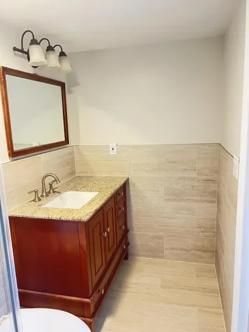 301 SE 3rd Street Dania Beach FL 33004