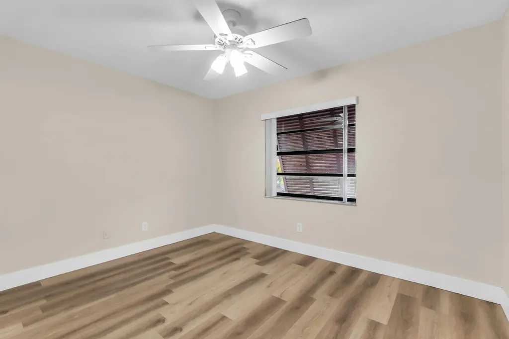 847 SW 118th Terrace Davie FL 33325