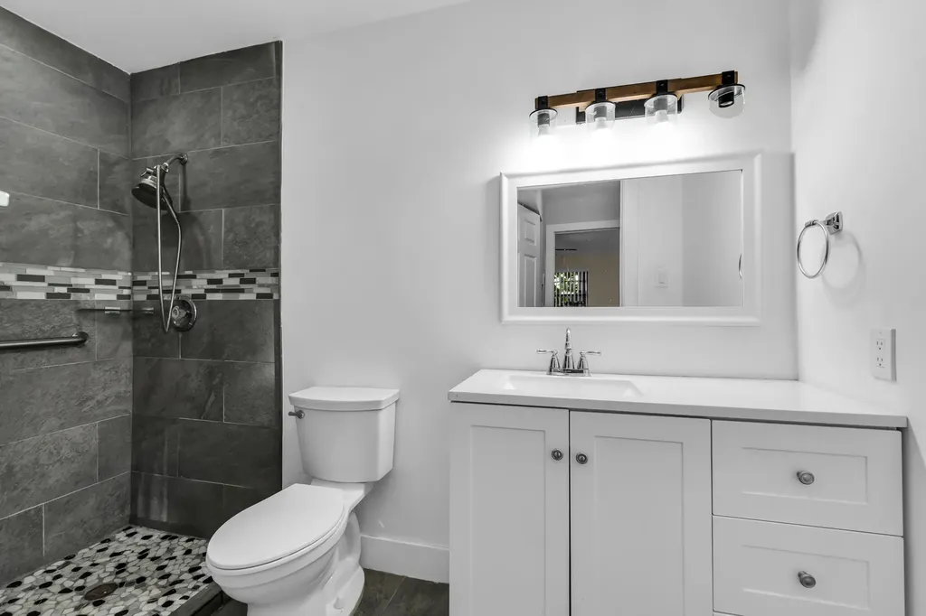 847 SW 118th Terrace Davie FL 33325