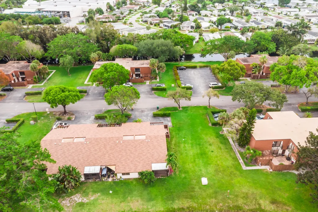 847 SW 118th Terrace Davie FL 33325